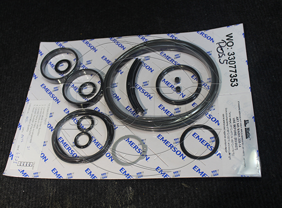 Wearing parts kit consisting of all seals,bearings and guide bands for FD/FS 350, -20°/+80°C, -5°F/+175°F (VA001-335-14)