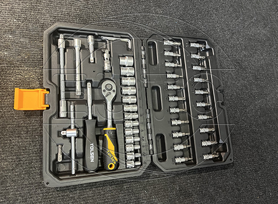 Tolsen multi-tool set includes 46 items