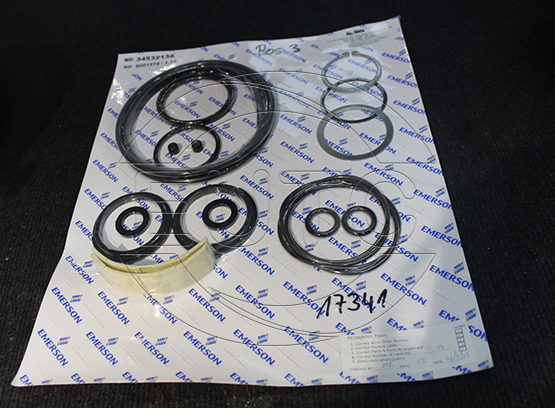 Wearing parts kit consisting of all seals,bearings and guide bands for FD/FS 950, (repair kit) -20°/+80°C, -5°F/+175°F (VA001-431-67)