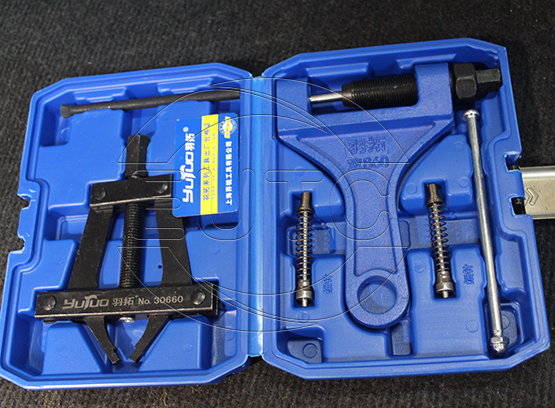 860 chain puller and chain tensioner tool