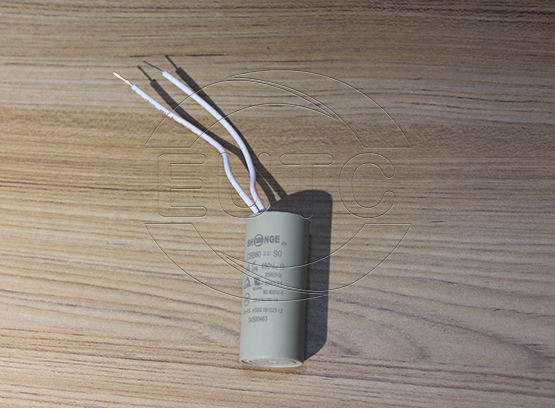 Round capacitor