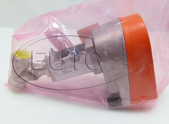 Angle seat motor valve