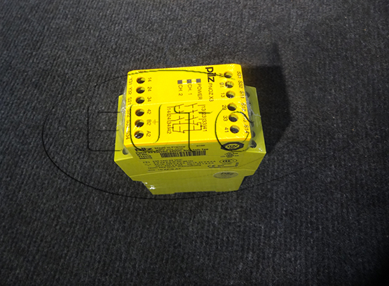 Relay Safety Pilz 774318