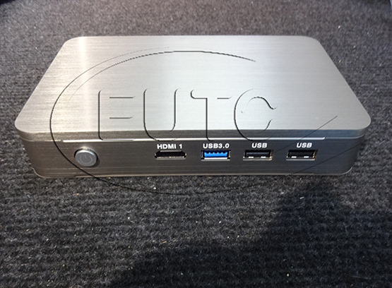 COMPACT EMBEDDED BOX PC