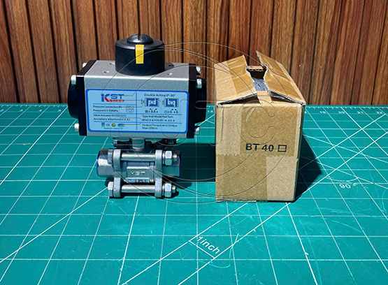 Van bi 3PC inox nối ren DN15, inox 316 kèm mô tơ dùng khí nén, model BT040D