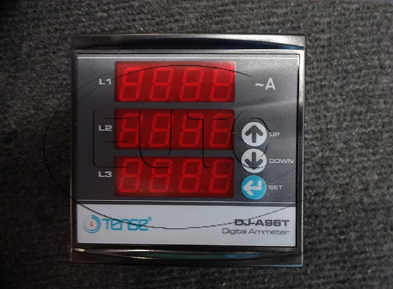 Meter : CURRENT (A) 3 PHASE