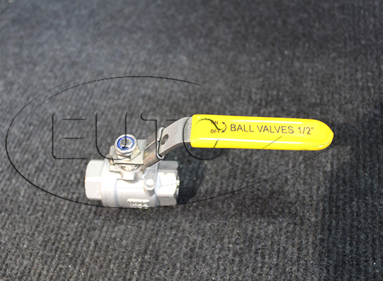 Threaded ball valve with stainless steel handle 304 DN15