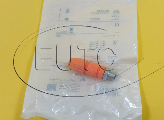 Connector IFM E11504