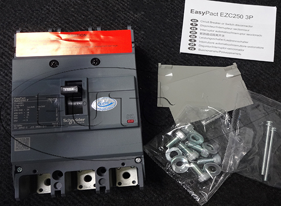 AUTOMATIC SWITCH EZC3P F 150A