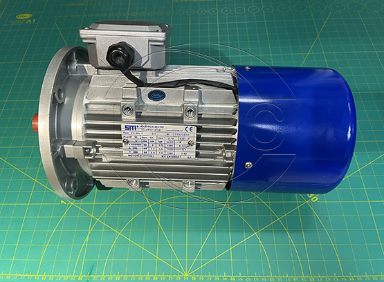 Electric motor Capacity: 1.5KW (4P-B5) DC brake Type: FC 90LA4 B5