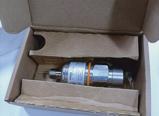 Pressure transmitter