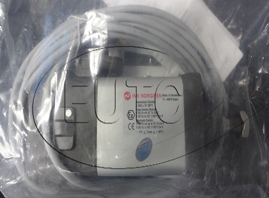 PNEUMATIC CYLINDER