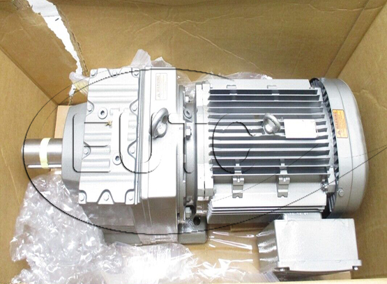 Helical gearmotor