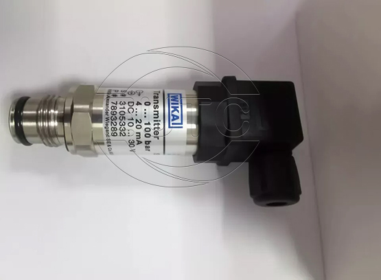 Flush pressure transmitter